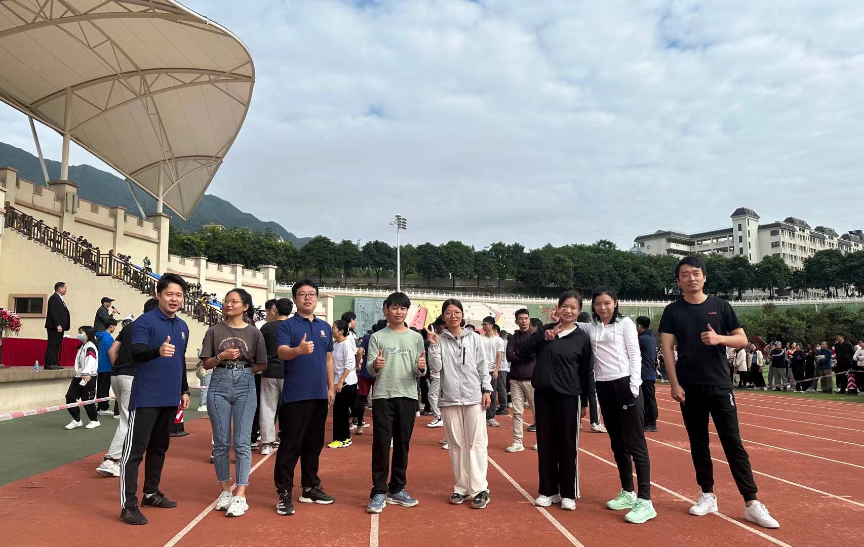 88f8bd3e8c303ebe7438a9b849ca367