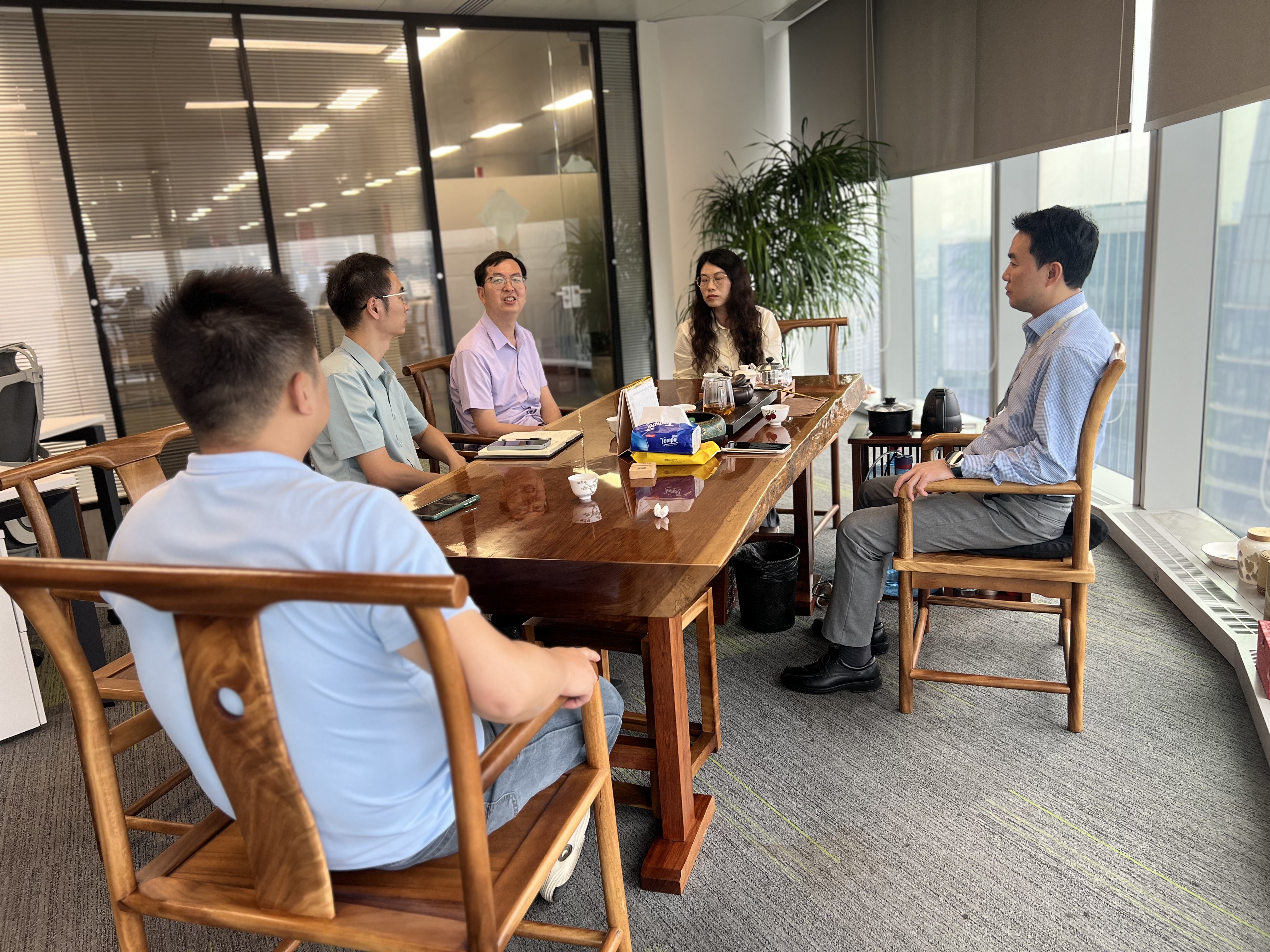 d9543ee8446ba80709e25dc363dc852