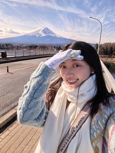 陈依言.jpg 陈依言.jpg